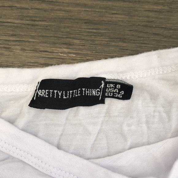 🌺Pretty Little Thing | White t-shirt dress - Picture 4 of 5